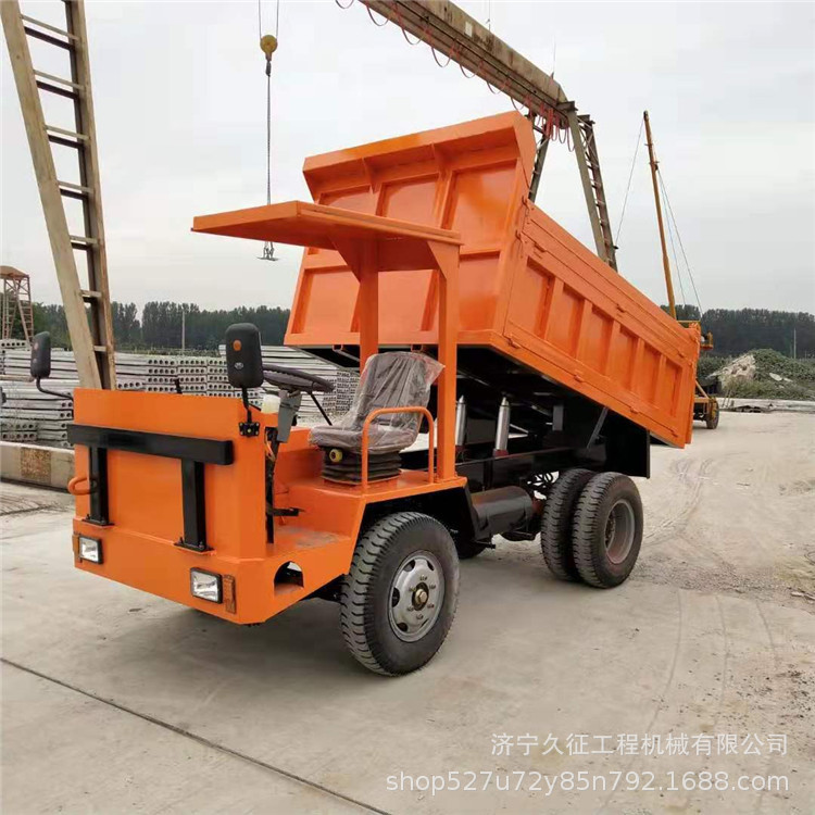 礦用小四不像車20.jpg