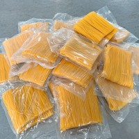 廠家批發(fā)玉米面條批發(fā)定制220g/袋玉米面條面餅量大從優(yōu)