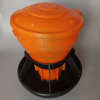 廠家直銷豬采食槽 仔豬補(bǔ)料槽 小豬食槽 豬用料槽 豬用下料器