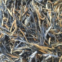 云南鳳慶滇紅古樹(shù)紅茶 古樹(shù)松針紅茶 原產(chǎn)地散裝批發(fā)