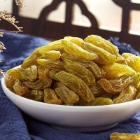 新疆特產(chǎn)吐魯番綠葡萄干散裝批發(fā)無(wú)核即食休閑零食冰粉甜品配料
