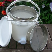 蜂旺蜜桶過(guò)濾器 20L蜂蜜桶過(guò)濾器一體 融蜜桶融蜜器 含過(guò)濾器