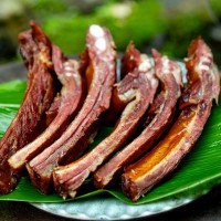恩施農(nóng)家柏樹枝煙熏云貴川臘肉特產(chǎn)鄂渝臘排骨