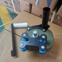 卷膜器 加強(qiáng)型鏈?zhǔn)巾斁頊厥掖笈锸謩泳砗煓C(jī)農(nóng)業(yè)溫室放風(fēng)機(jī)設(shè)備